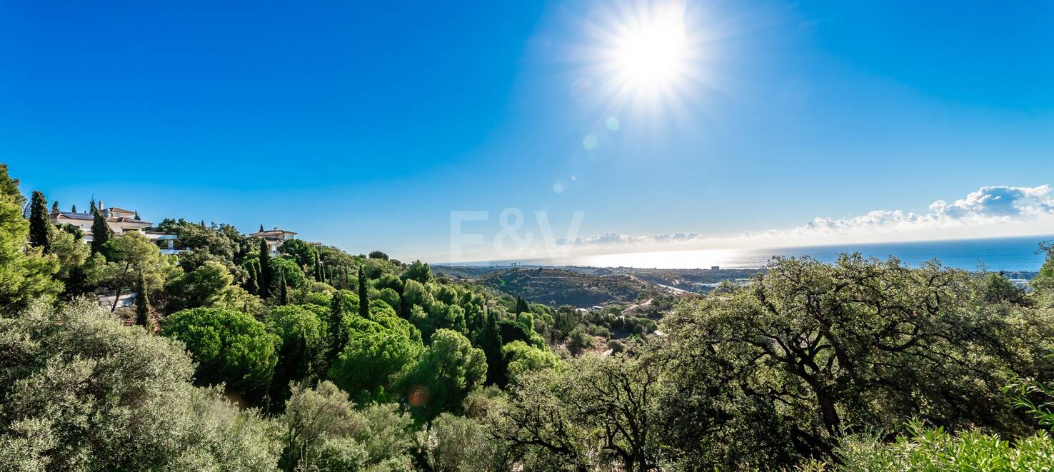 Spacious Plot in Los Monteros Altos with Panoramic Views