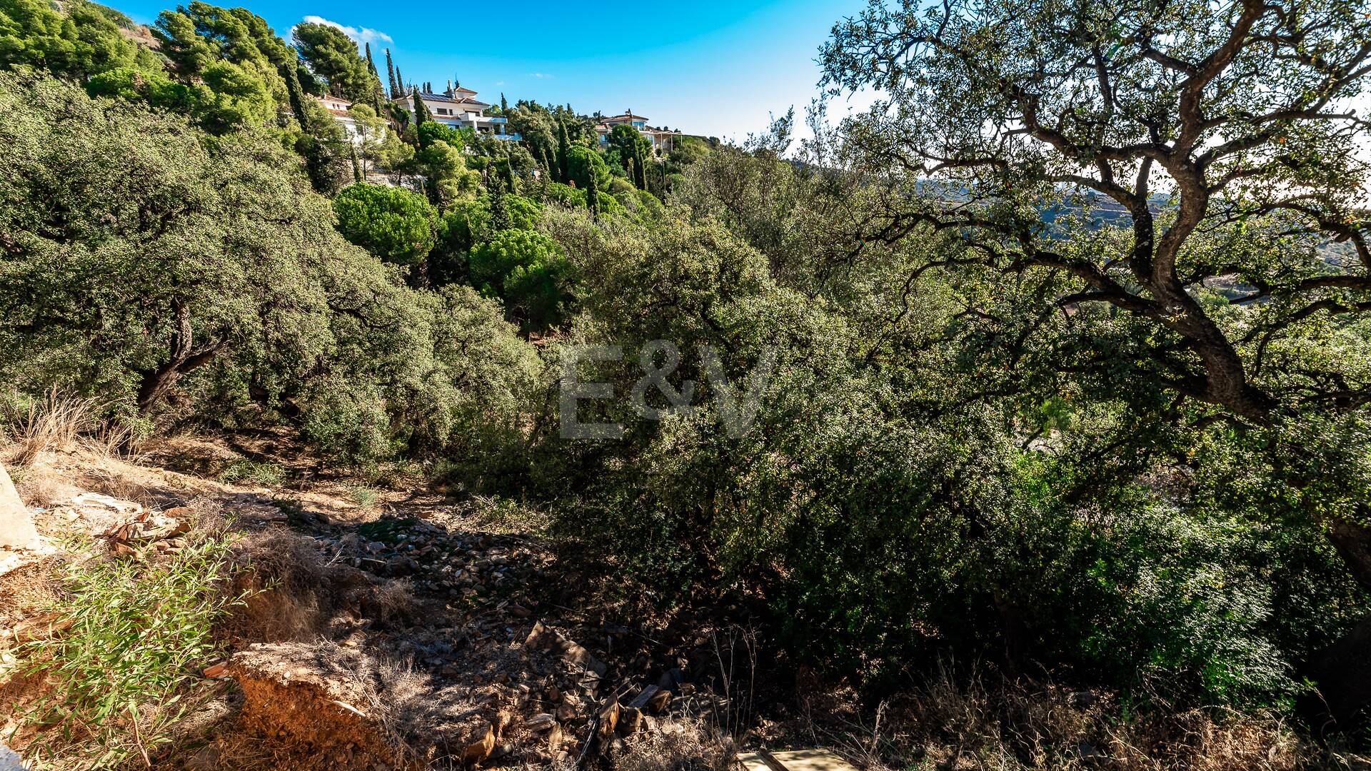 Spacious Plot in Los Monteros Altos with Panoramic Views