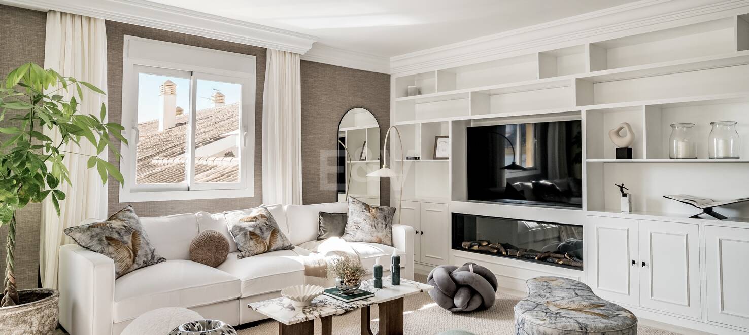 Lyx Duplex Penthouse med hisnande utsikt över Golden Mile