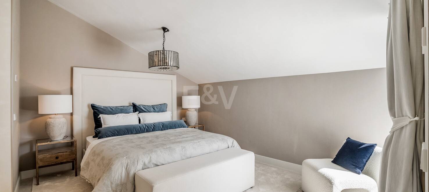Lyx Duplex Penthouse med hisnande utsikt över Golden Mile