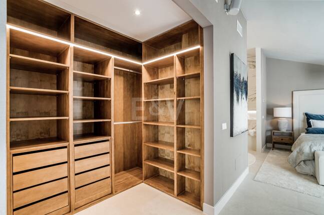 Lyx Duplex Penthouse med hisnande utsikt över Golden Mile