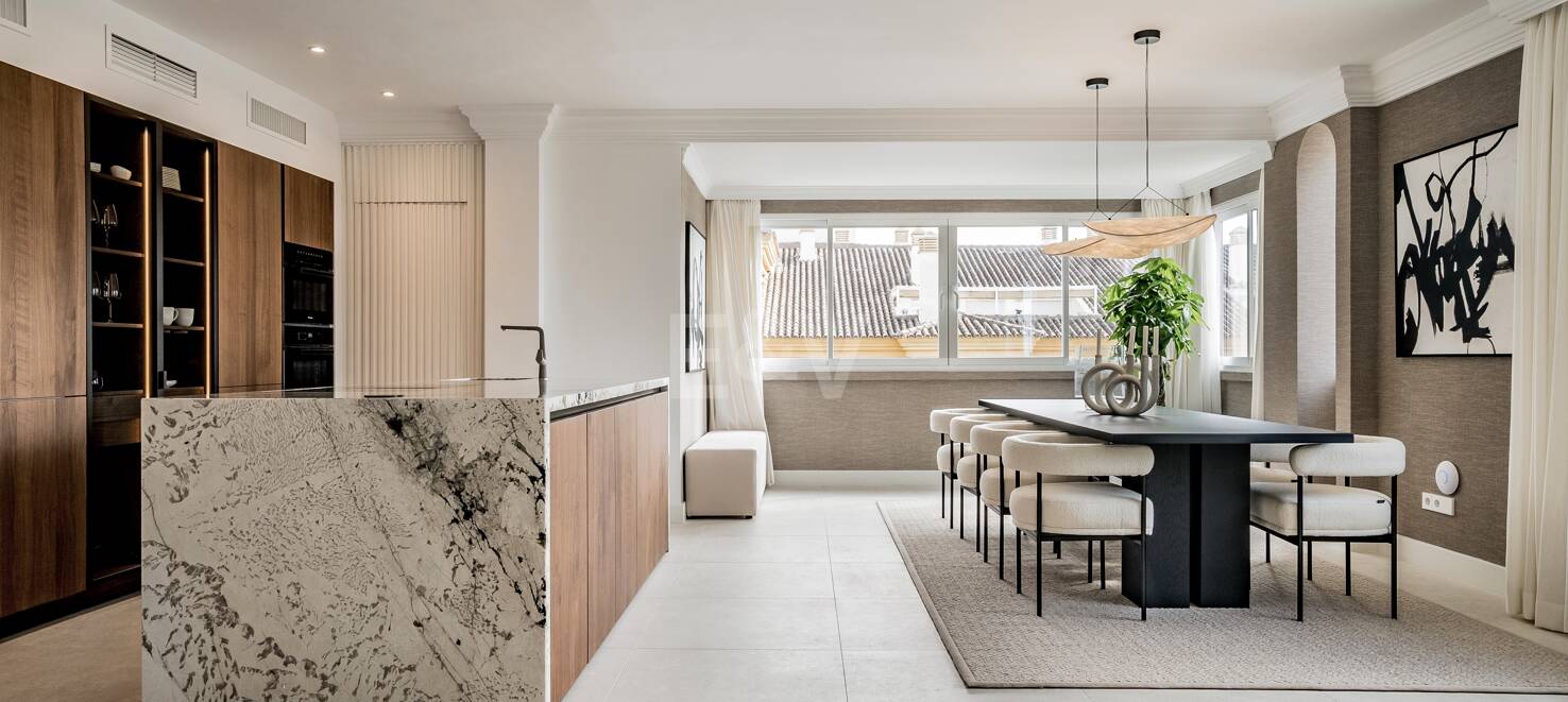 Lyx Duplex Penthouse med hisnande utsikt över Golden Mile