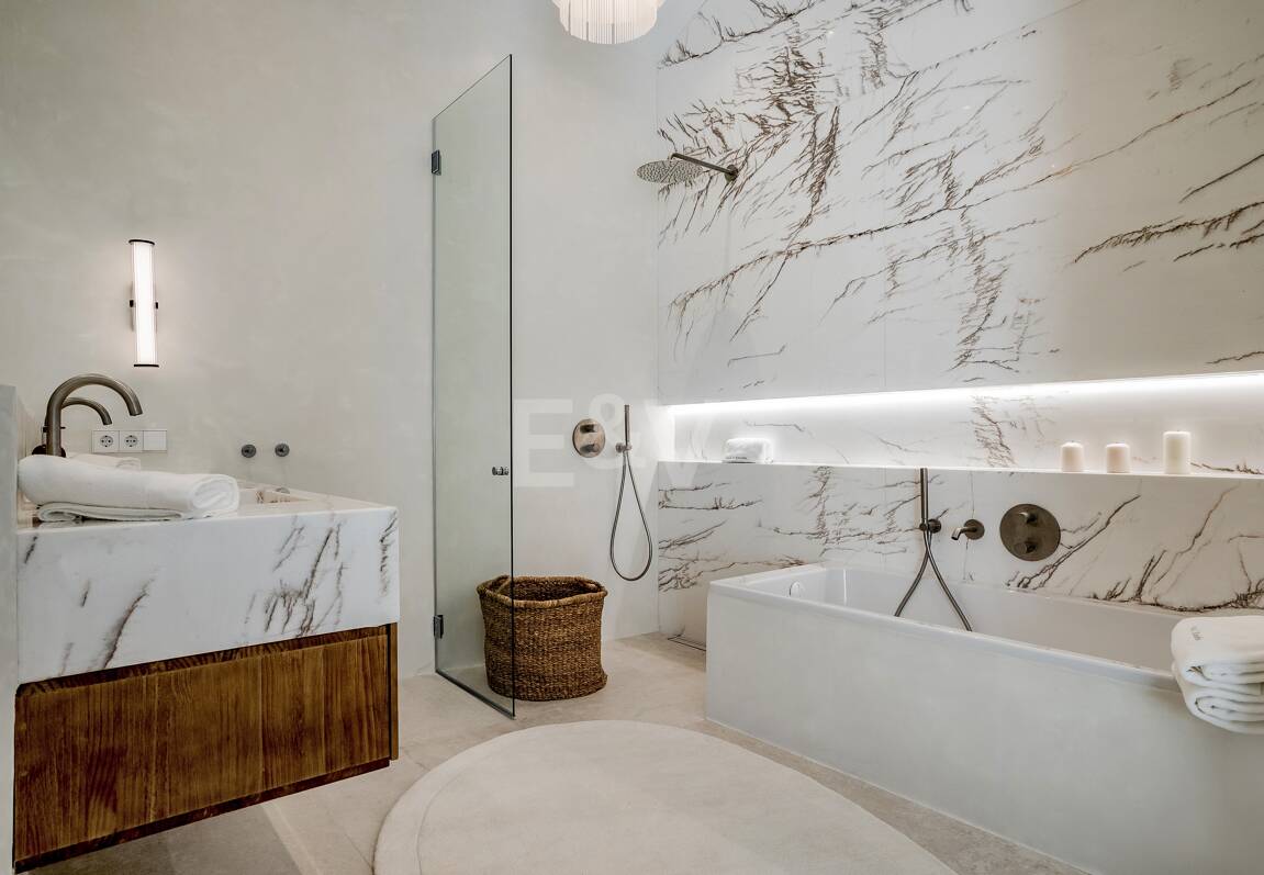 Lyx Duplex Penthouse med hisnande utsikt över Golden Mile