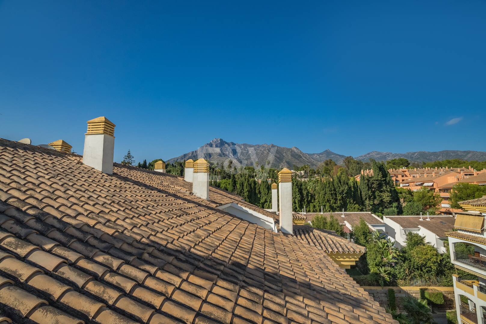 Ático dúplex de lujo con impresionantes vistas en la Milla de Oro