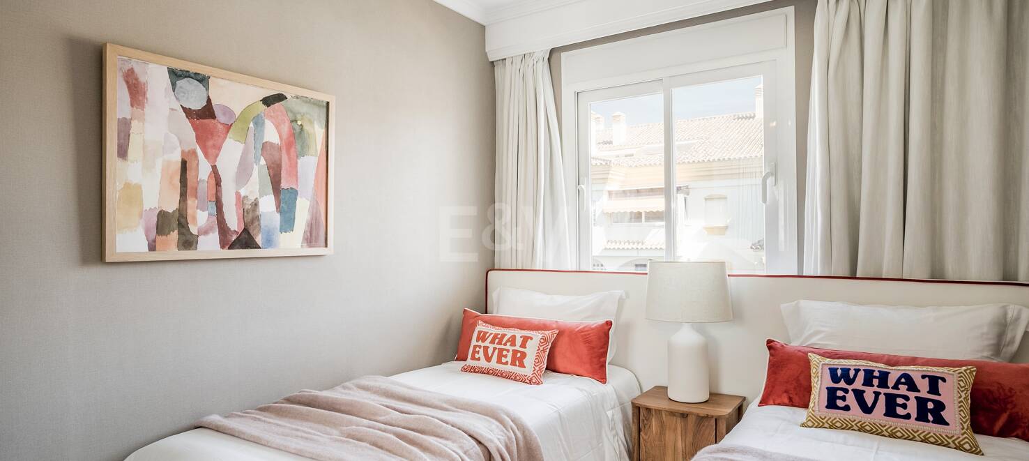 Lyx Duplex Penthouse med hisnande utsikt över Golden Mile