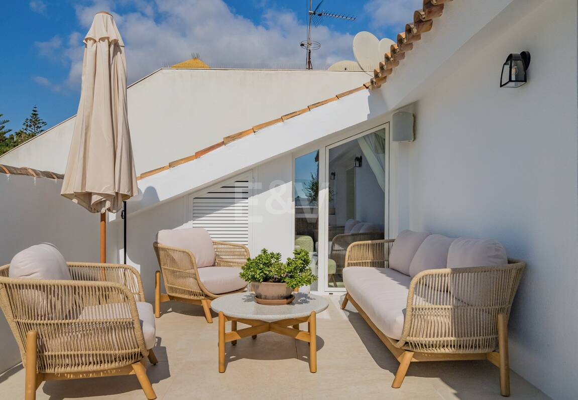 Lyx Duplex Penthouse med hisnande utsikt över Golden Mile