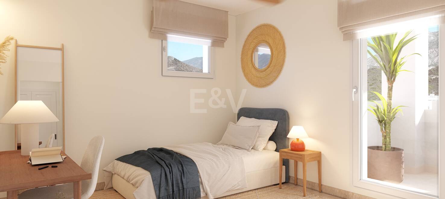 Apartment in Nueva Andalucia in tranquil area