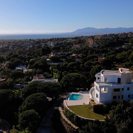 Villa contemporaine luxueuse en Elviria avec vues panoramiques