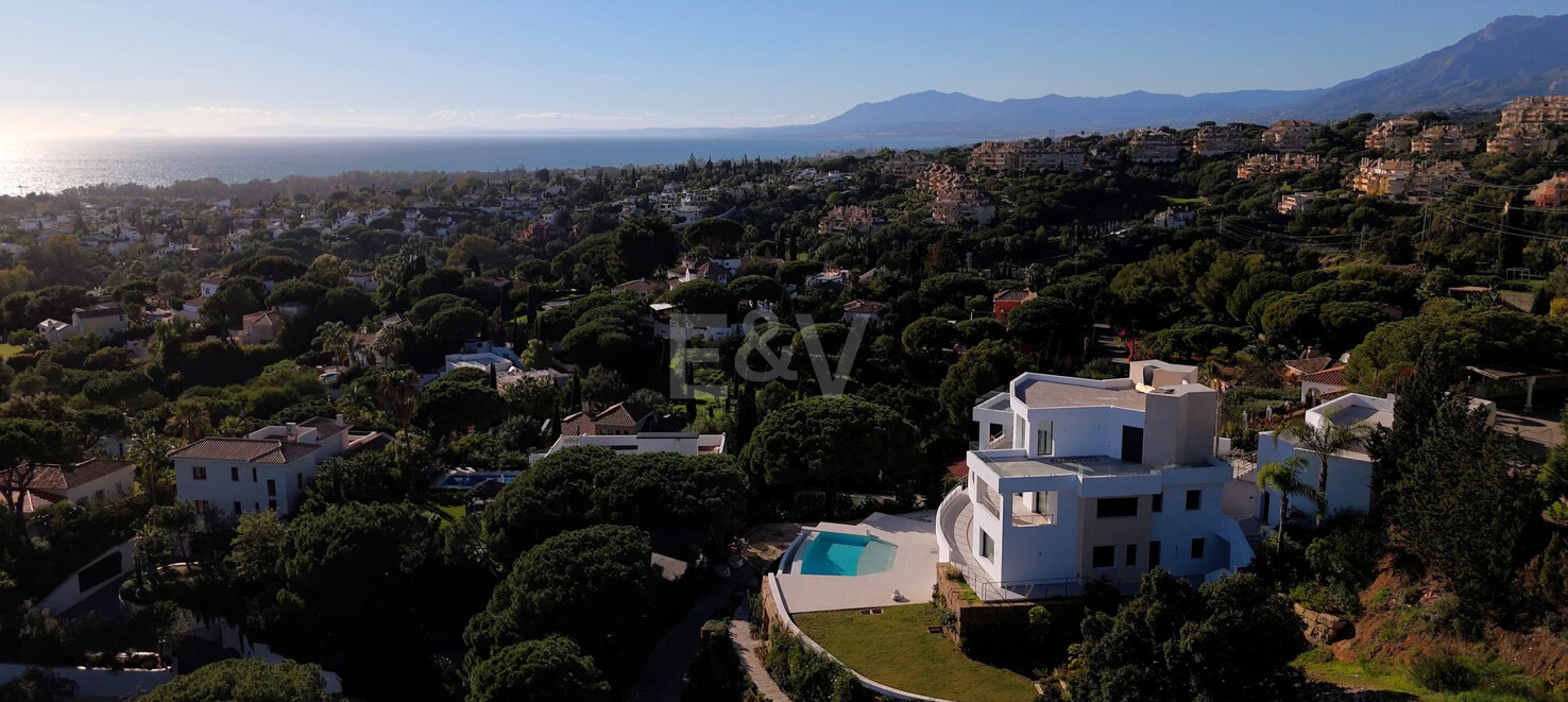 Villa contemporaine luxueuse en Elviria avec vues panoramiques