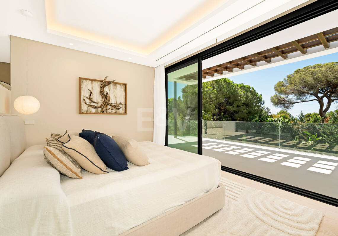 Villa de luxe nouvellement construite avec des équipements de spa à Nagüeles offrant une valeur exceptionnelle