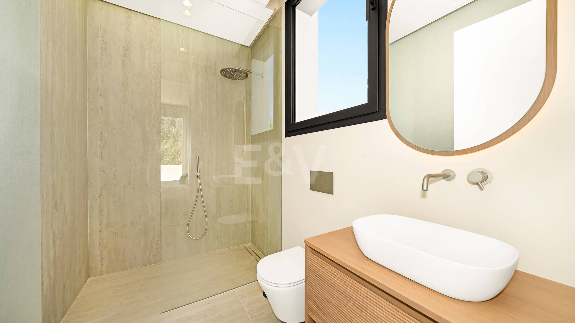 Luxuriöse Neubauvilla mit Spa-Bereich in Nagüeles und hervorragendem Preis-Leistungs-Verhältnis