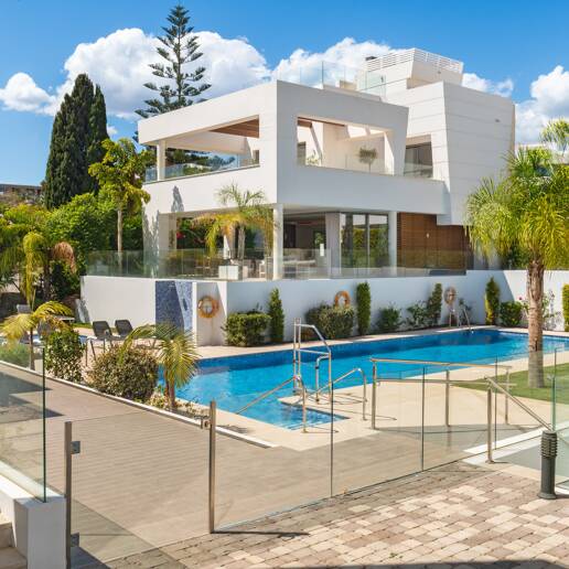 Lyxig San Pedro Beach Villa