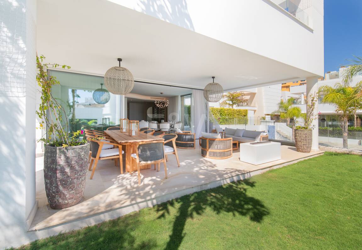 Luxurious San Pedro Beach Villa