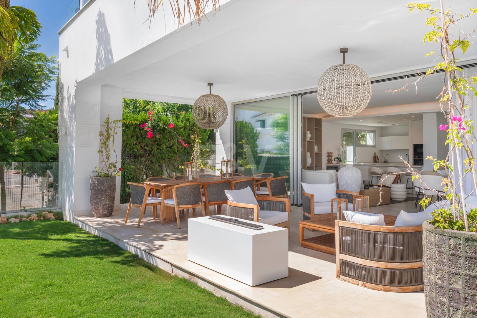 Luxurious San Pedro Beach Villa