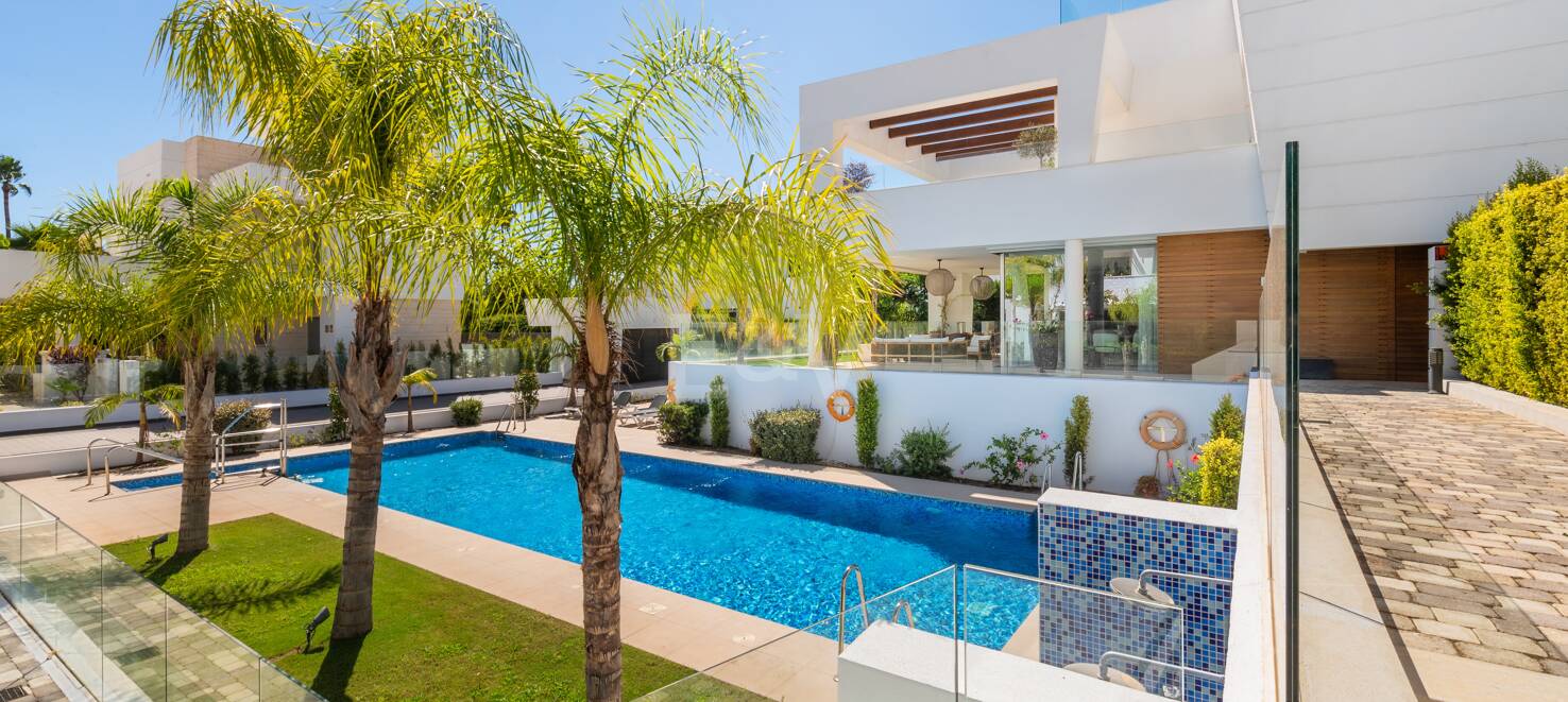 Lyxig San Pedro Beach Villa