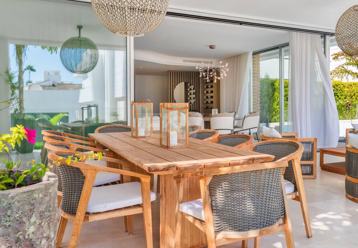 Luxurious San Pedro Beach Villa