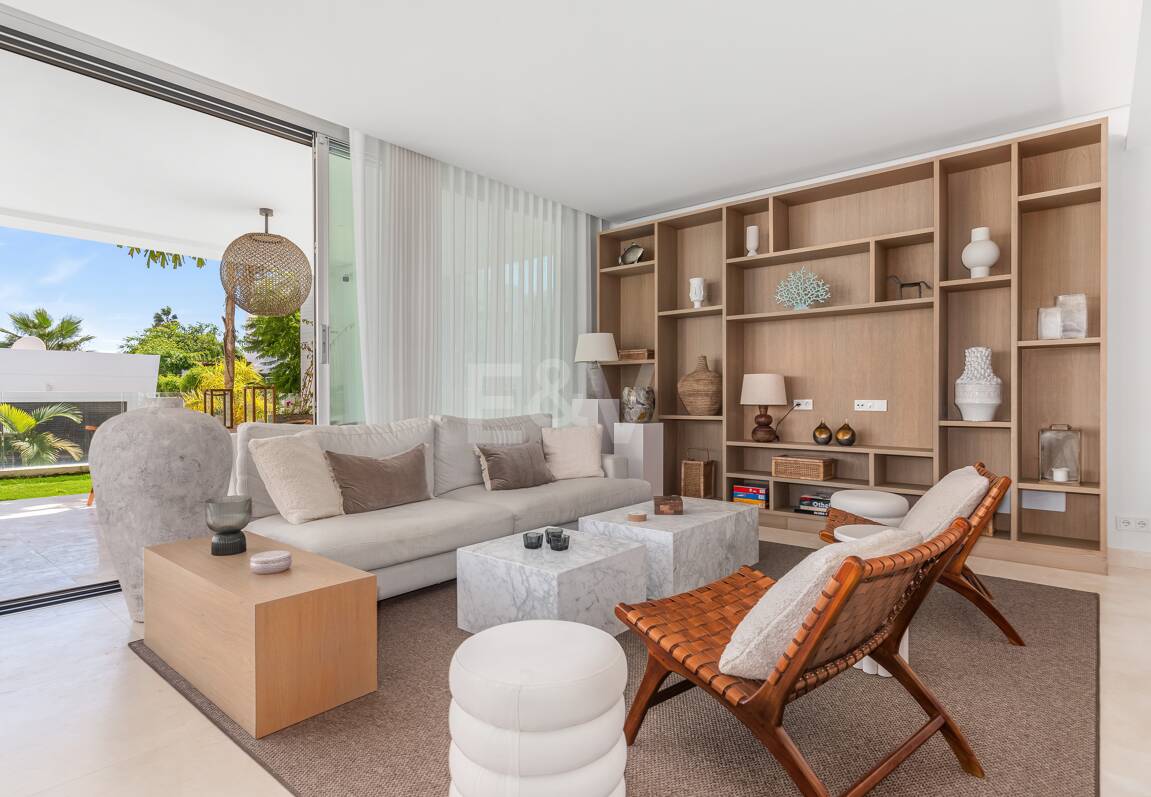 Luxurious San Pedro Beach Villa