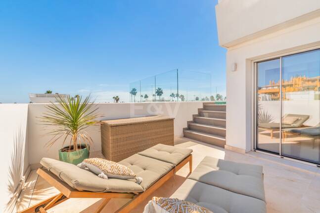 Luxurious San Pedro Beach Villa