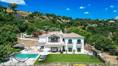 Villa andalouse majestueuse à Monte Mayor avec vues panoramiques