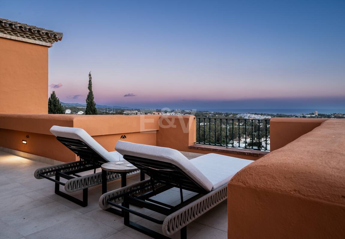 Exquisito ático de 4 dormitorios en La Cerquilla en Residencial lujoso