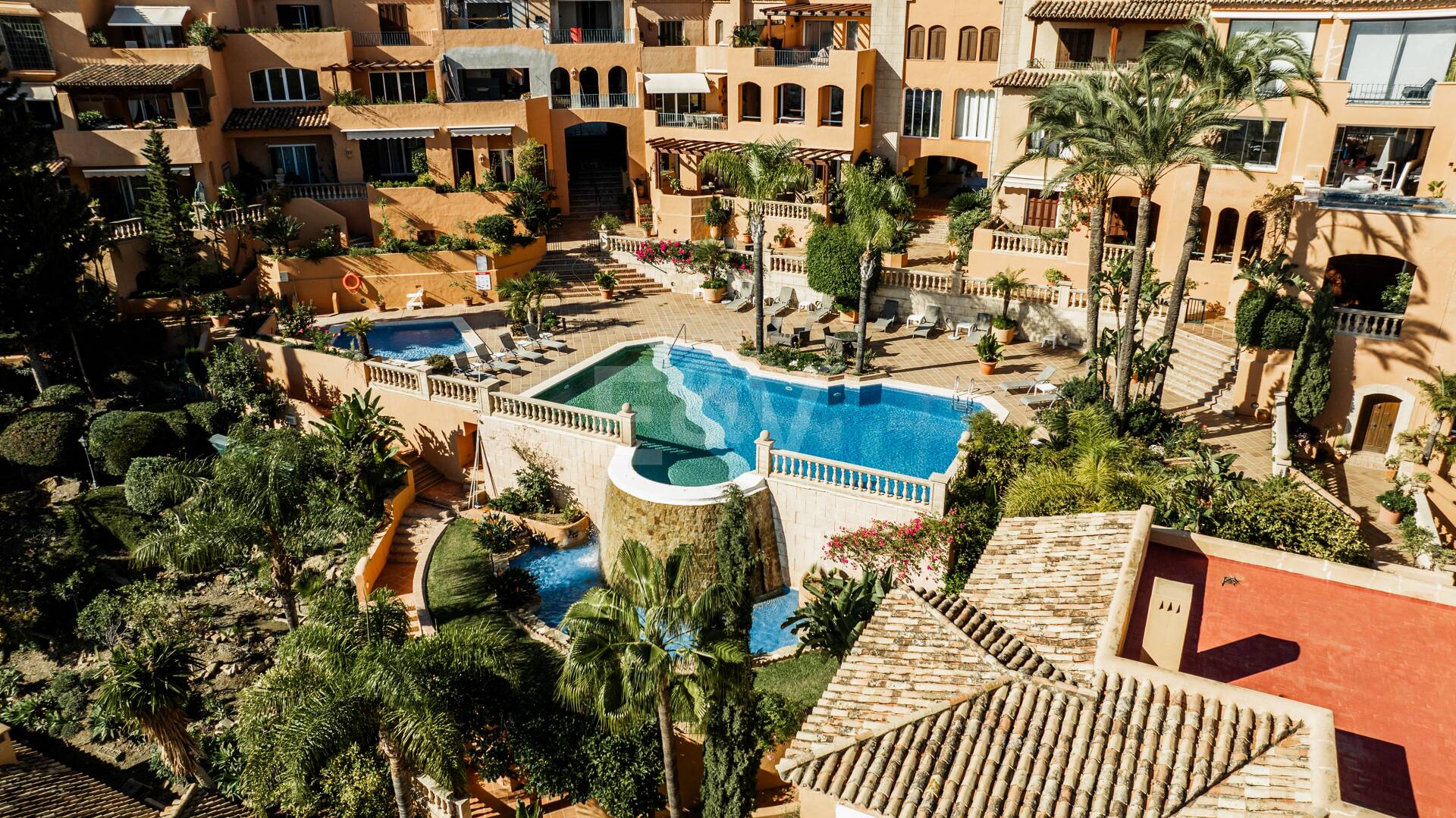 Exquisito ático de 4 dormitorios en La Cerquilla en Residencial lujoso