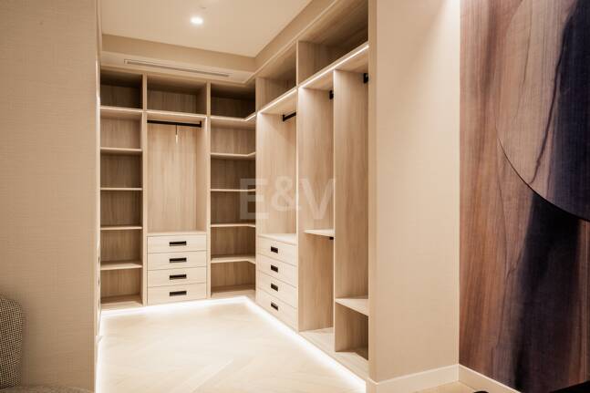 Exquisito ático de 4 dormitorios en La Cerquilla en Residencial lujoso