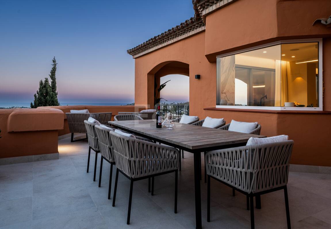 Exquisito ático de 4 dormitorios en La Cerquilla en Residencial lujoso