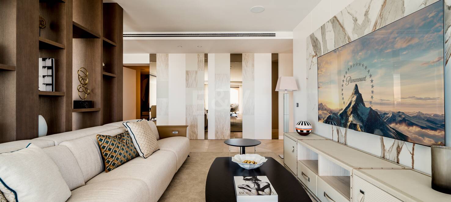 Exquisite 4-bedroom penthouse in La Cerquilla set in luxury complex