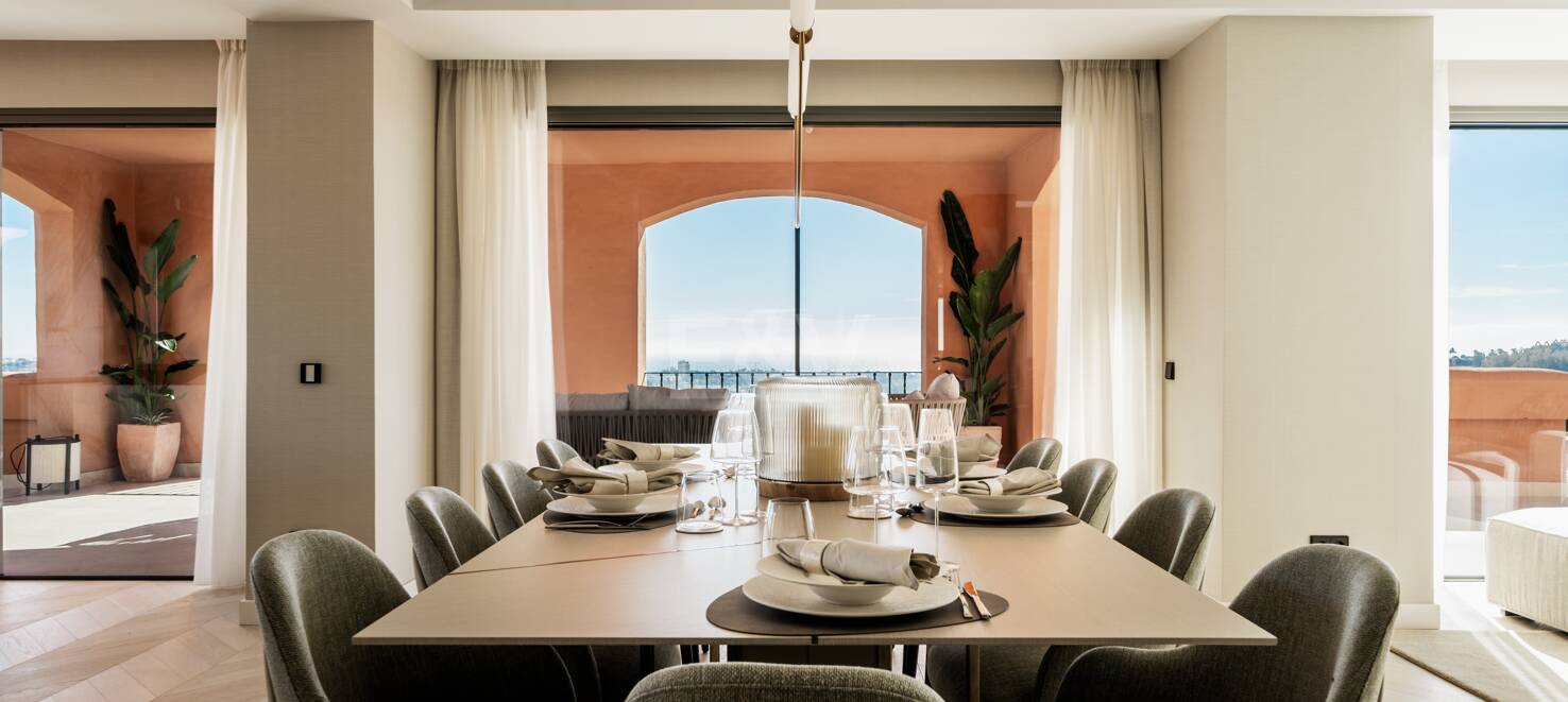 Exquisite 4-bedroom penthouse in La Cerquilla set in luxury complex