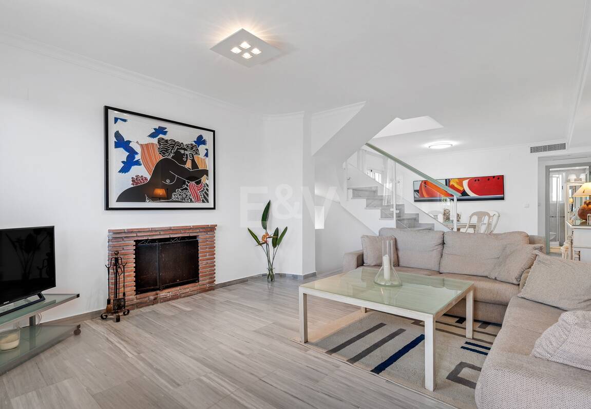 Semi-Detached Villa in Costabella less than 100 Metres from the Beach