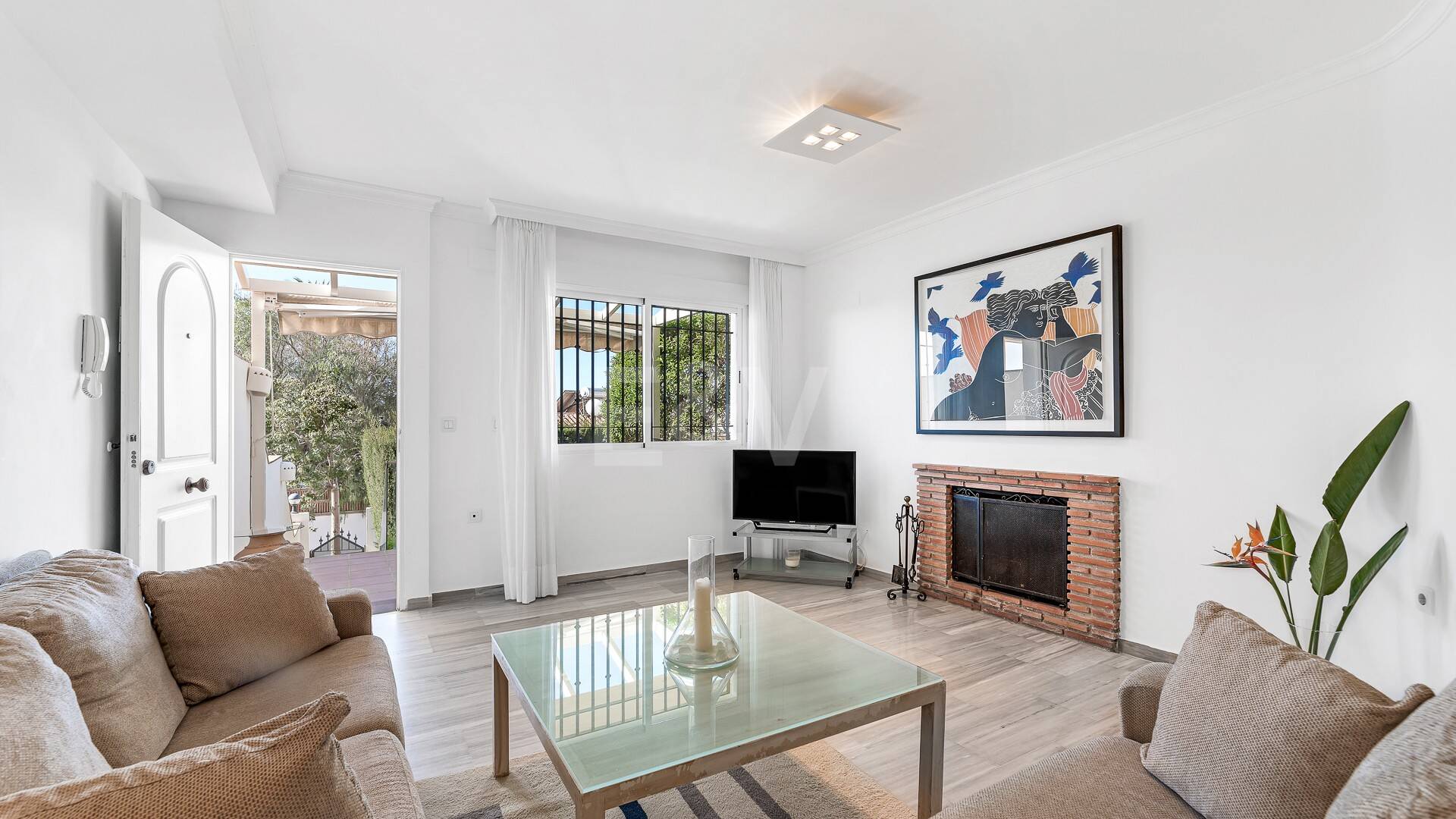 Semi-Detached Villa in Costabella less than 100 Metres from the Beach