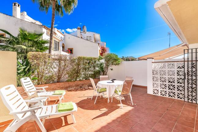 Semi-Detached Villa in Costabella less than 100 Metres from the Beach