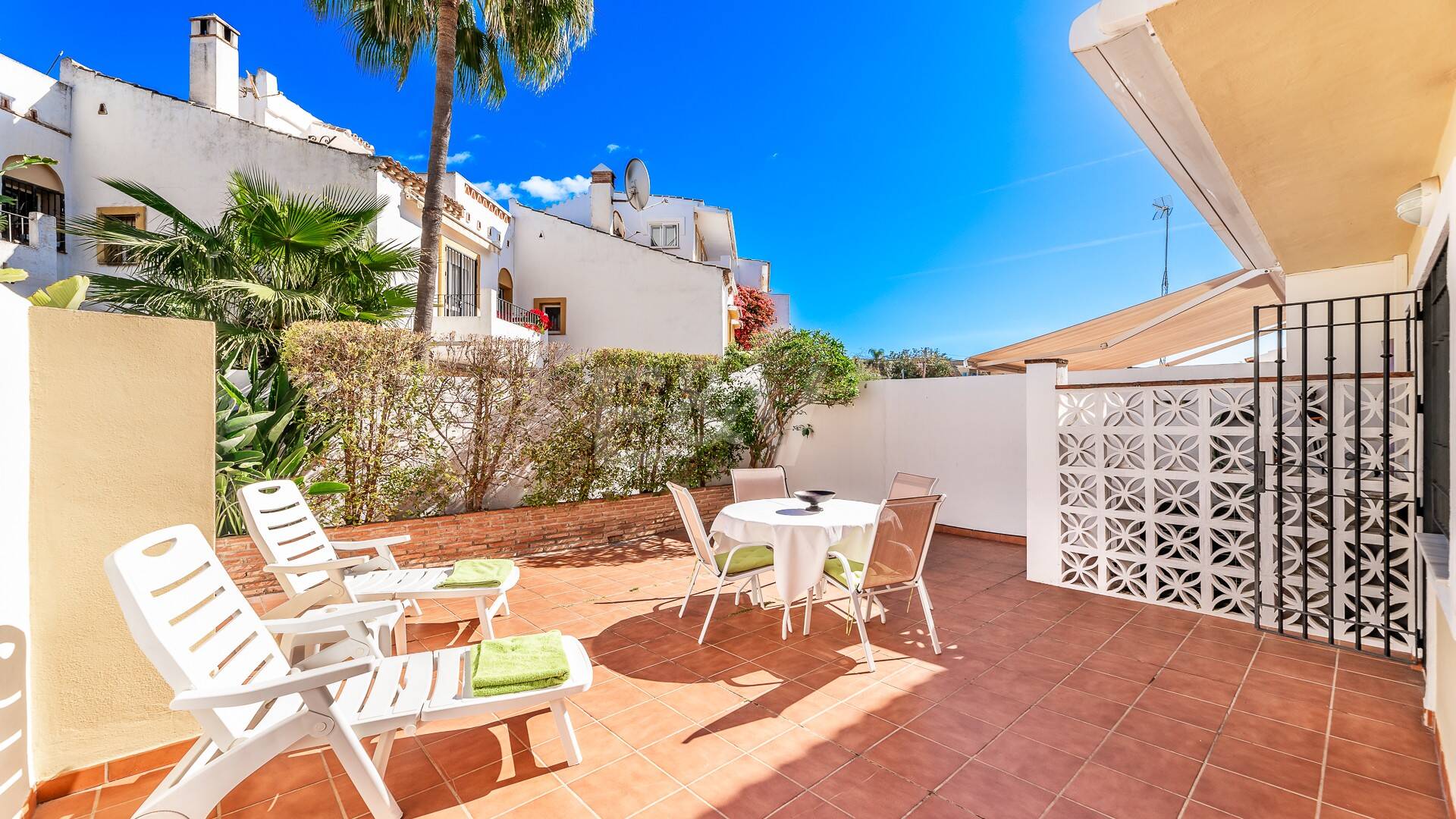 Semi-Detached Villa in Costabella less than 100 Metres from the Beach