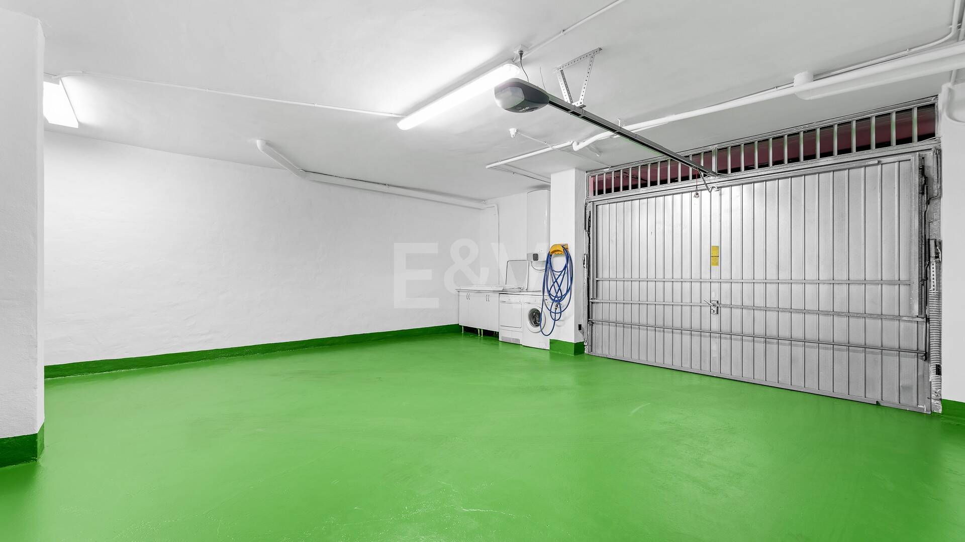 Doppelhaushälfte in Costabella weniger als 100 Meter vom Strand entfernt