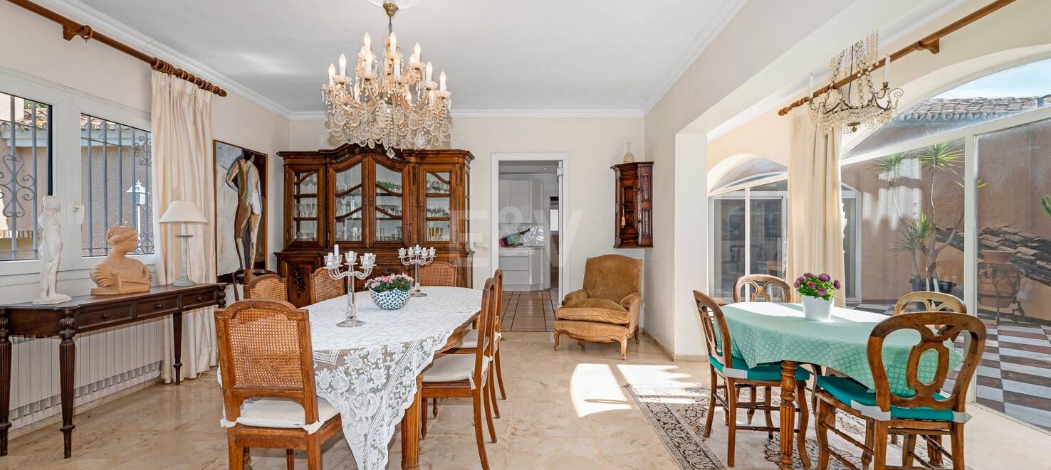 Traditionell Villa med spektakulär utsikt i El Rosario
