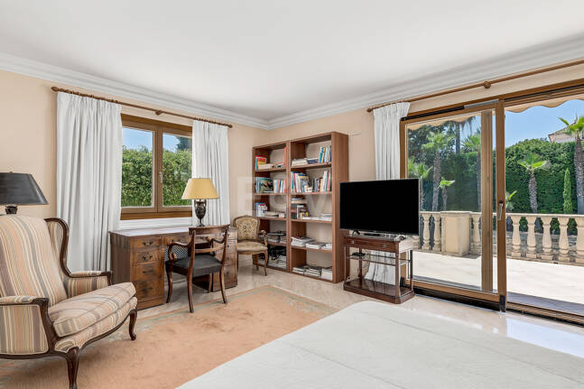 Mansión exclusiva en Nueva Andalucia eb ubicación privilegiada