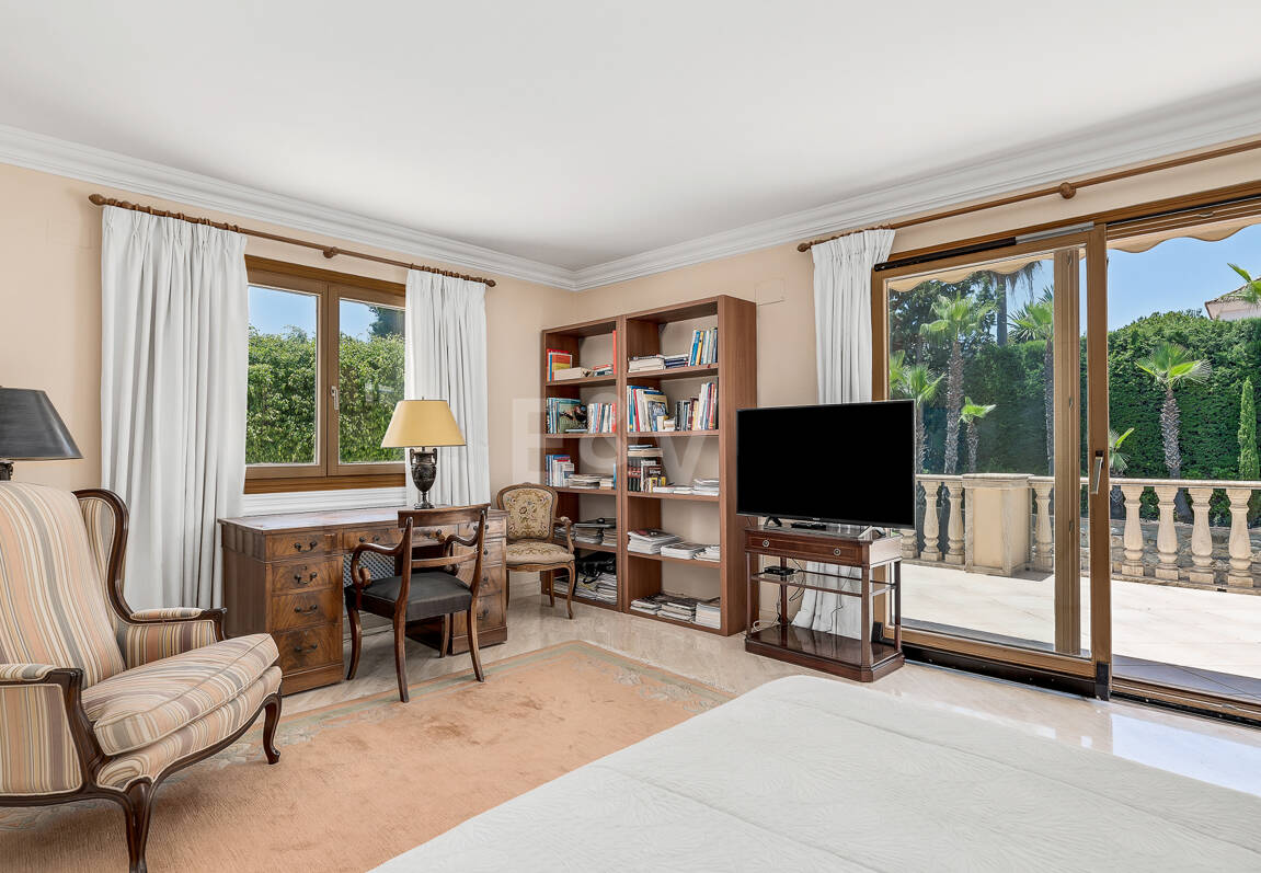 Mansión exclusiva en Nueva Andalucia eb ubicación privilegiada