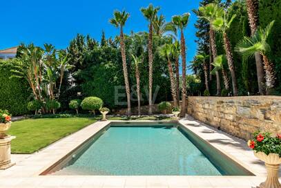 Mansión exclusiva en Nueva Andalucia eb ubicación privilegiada