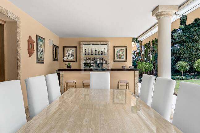 Mansión exclusiva en Nueva Andalucia eb ubicación privilegiada