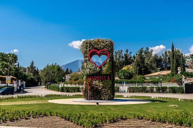 Mansión exclusiva en Nueva Andalucia eb ubicación privilegiada