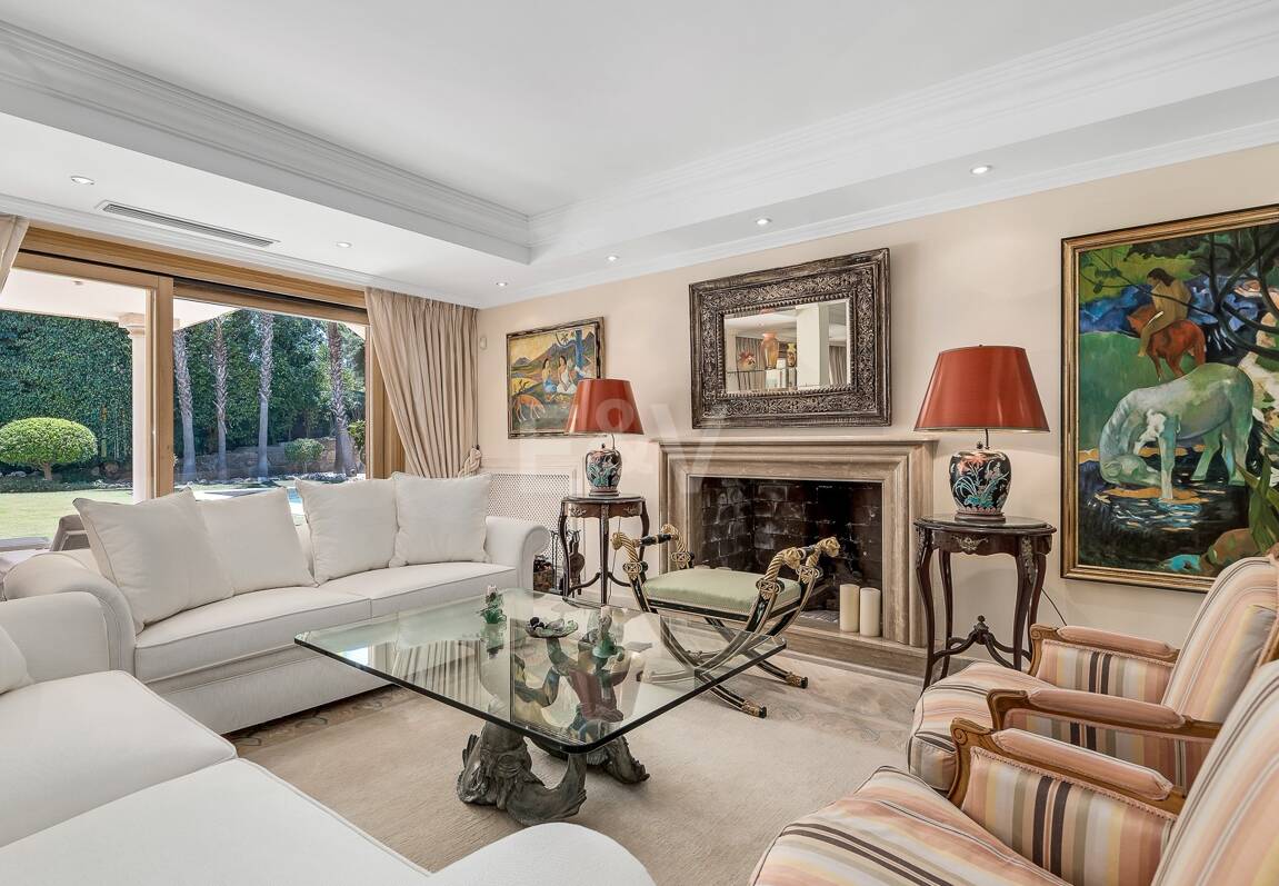 Mansión exclusiva en Nueva Andalucia eb ubicación privilegiada