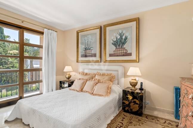 Mansión exclusiva en Nueva Andalucia eb ubicación privilegiada