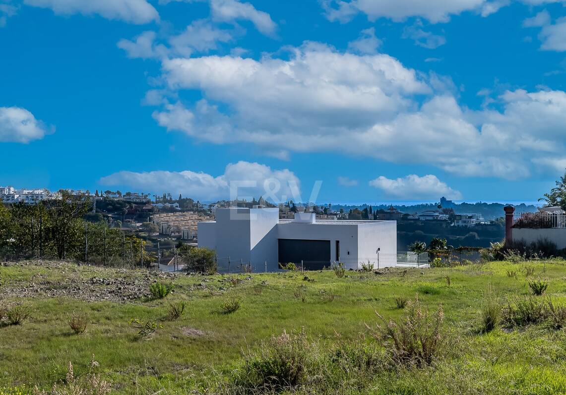 Sea Views Flat plot in Los Flamingos Golf