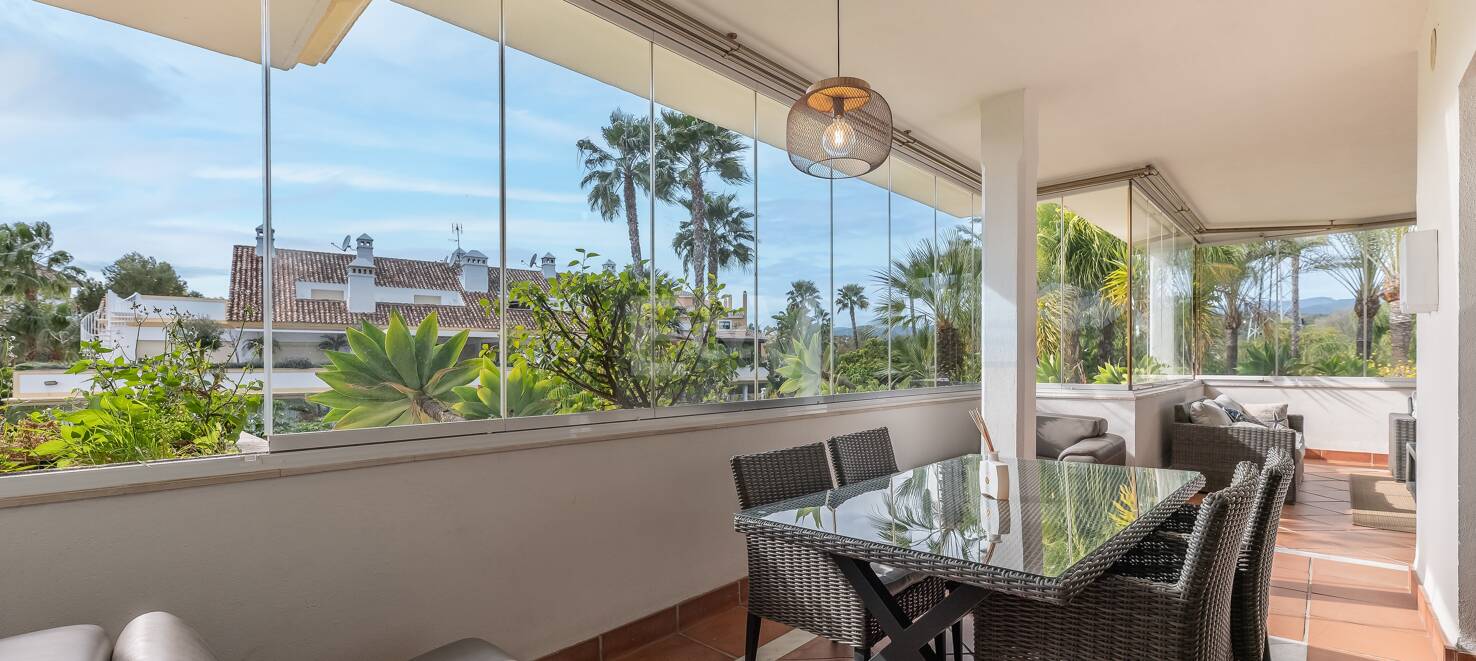 Eckwohnung in der prestigeträchtigen Urbanisation von Lomas del Rey
