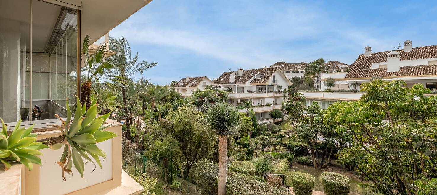 Eckwohnung in der prestigeträchtigen Urbanisation von Lomas del Rey