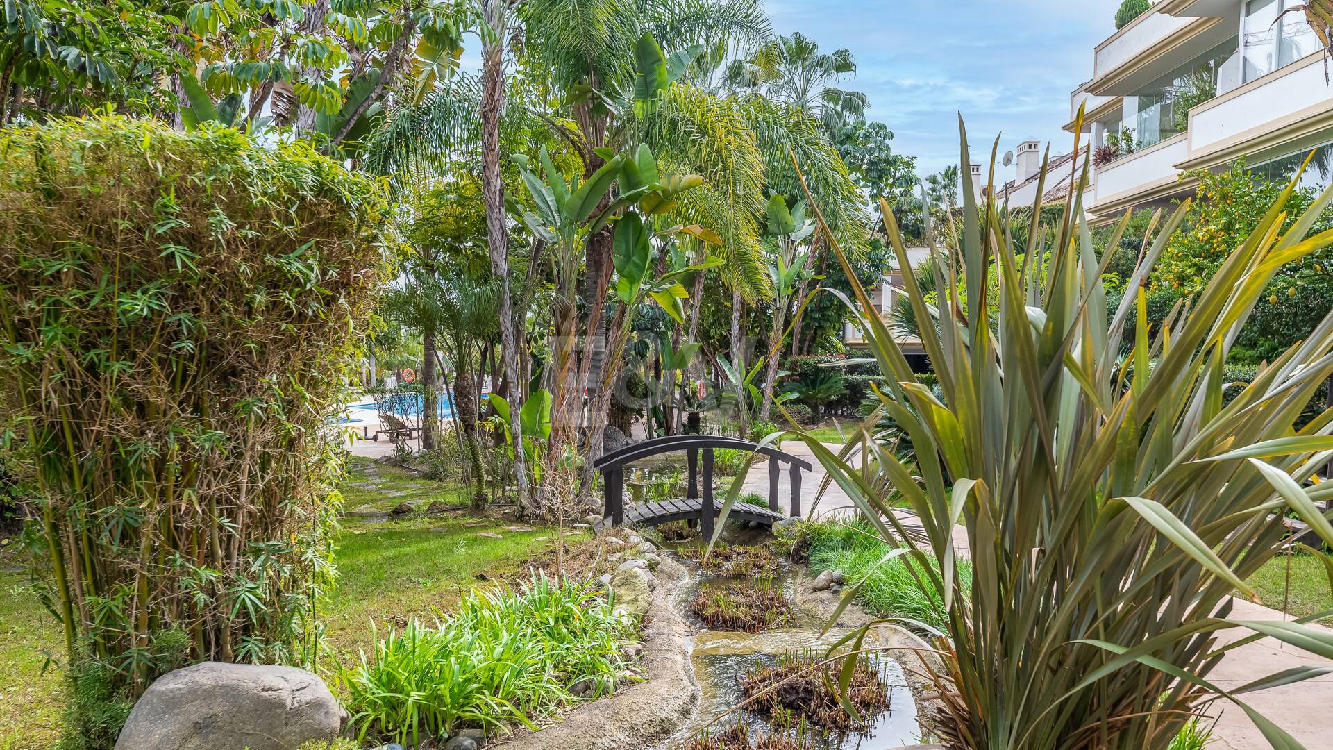 Eckwohnung in der prestigeträchtigen Urbanisation von Lomas del Rey