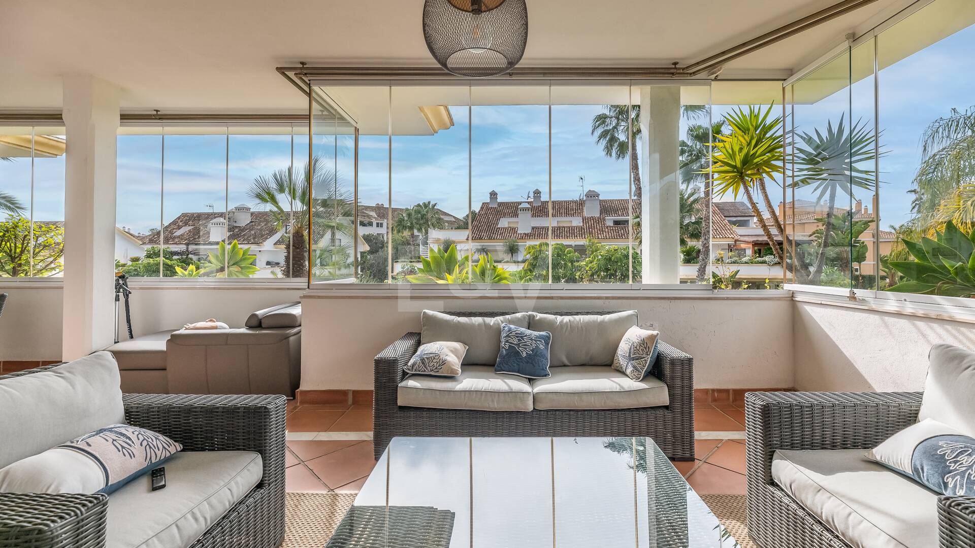 Eckwohnung in der prestigeträchtigen Urbanisation von Lomas del Rey