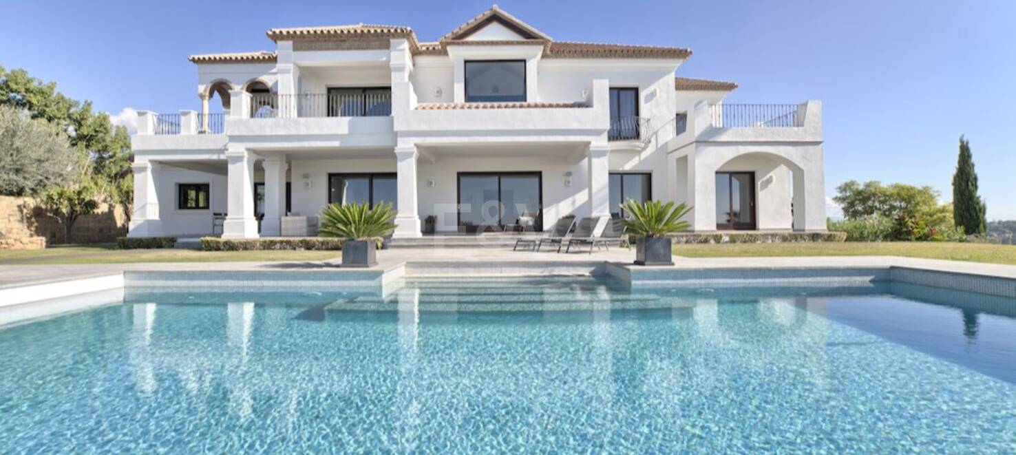 Spektakuläre Villa in Los Flamingos Golf