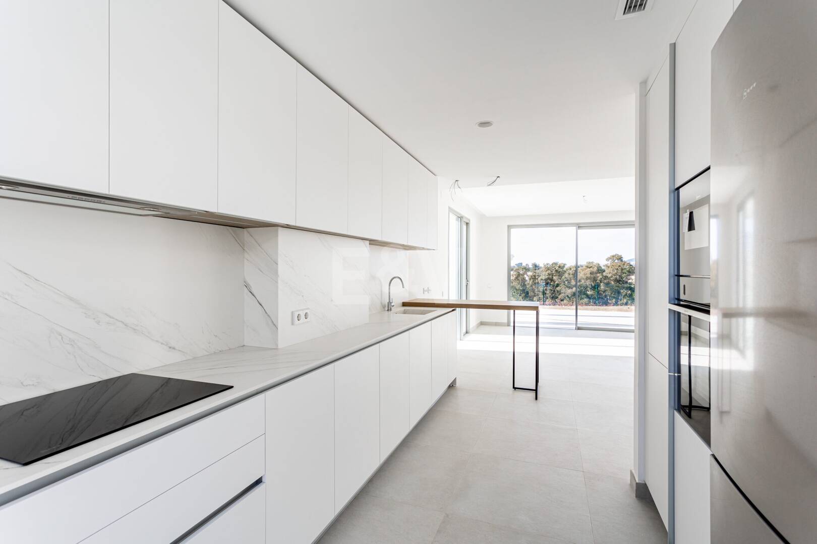 Nowoczesne San Pedro de Alcántara New Township Niedaleko Guadalminy Golf