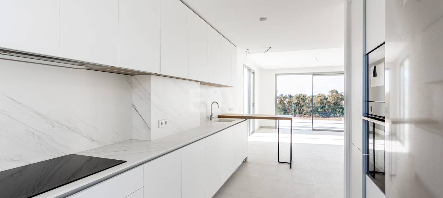 Modern San Pedro de Alcántara New Townhouses Nära Guadalmina Golf Golf Golf